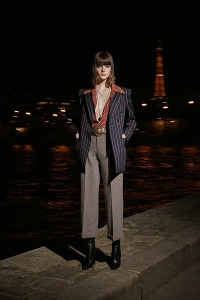 Look 38